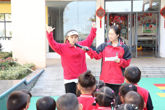 金秋時節(jié) 書香校園 --衡陽幼高專附屬幼兒園舉行讀書月活動開幕式