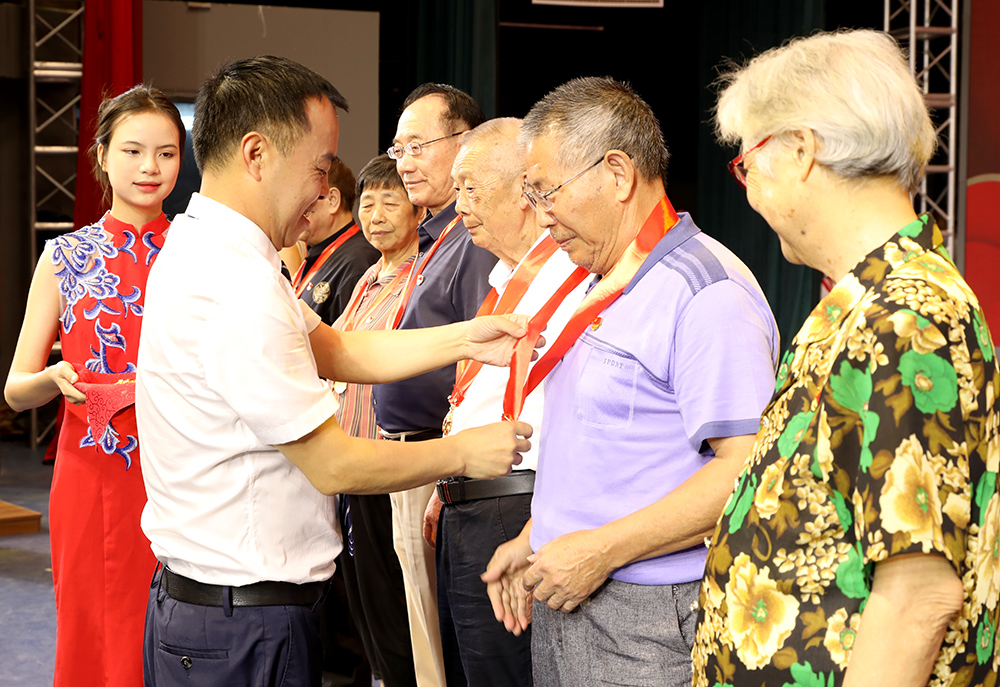 衡陽(yáng)幼高專舉行慶祝建黨100周年教職工合唱比賽暨表彰大會(huì)