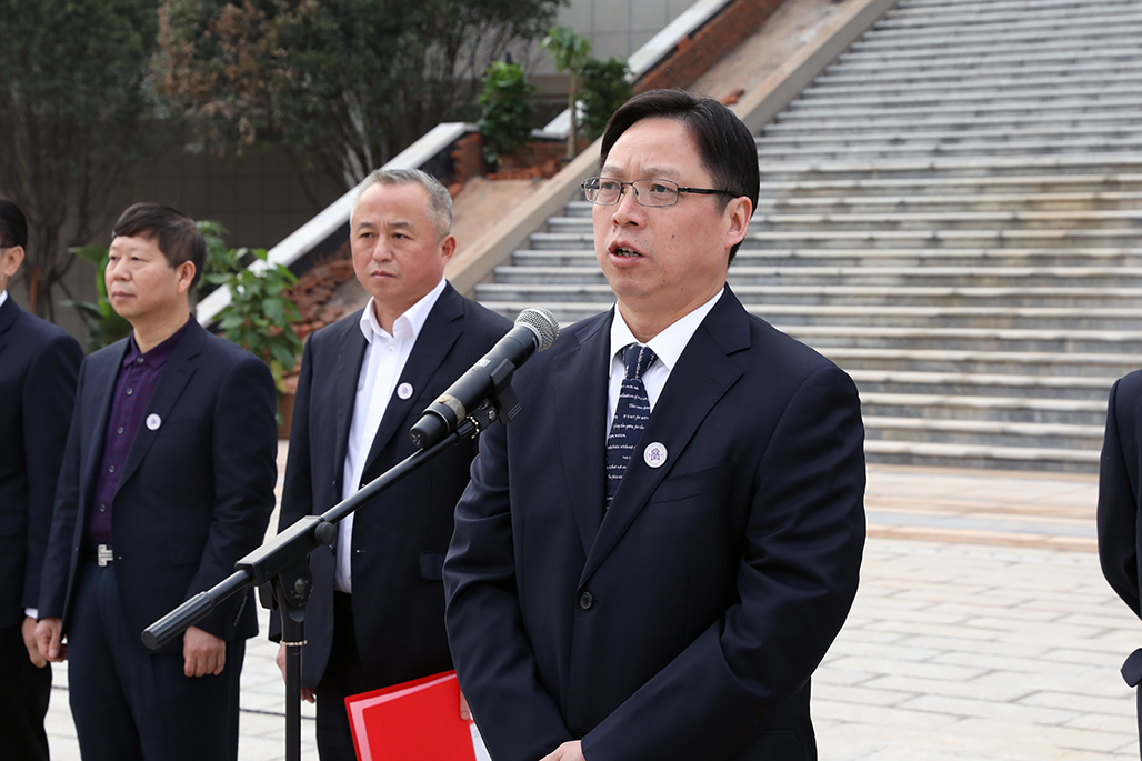 衡陽(yáng)幼兒師專舉行北校門啟用暨圖書館開館儀式